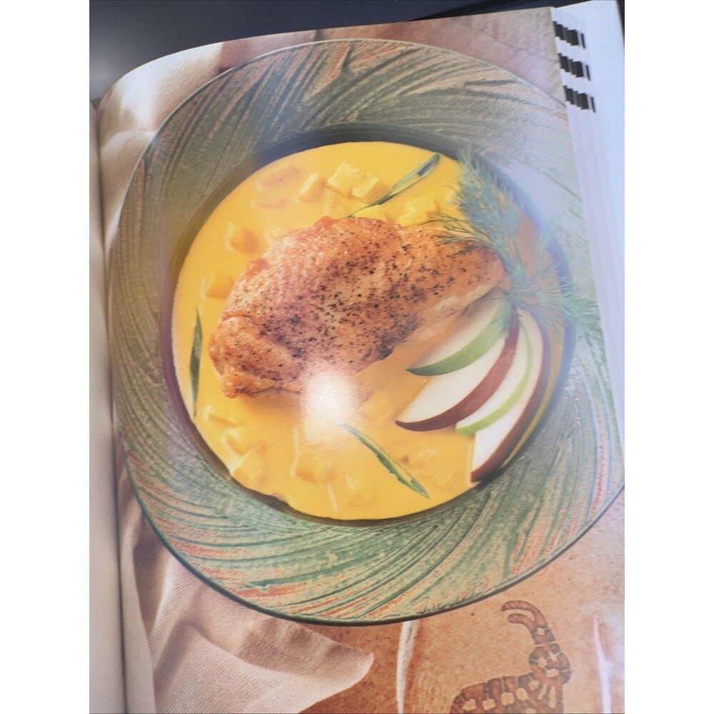 Caprial’s Cafe Favorites Hardcover Signed Edition Caprial Pence Portland Chef - Picture 4 of 4